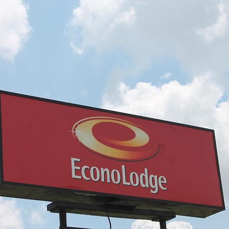 Econo Lodge Kennett Екстериор снимка