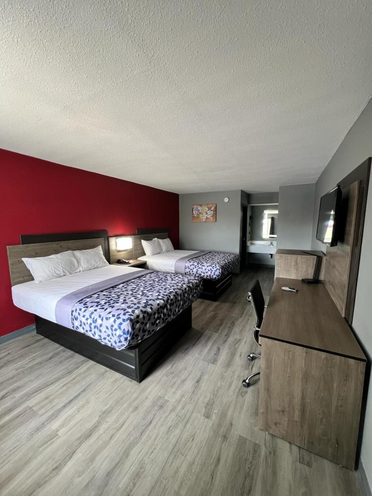 Econo Lodge Kennett Екстериор снимка